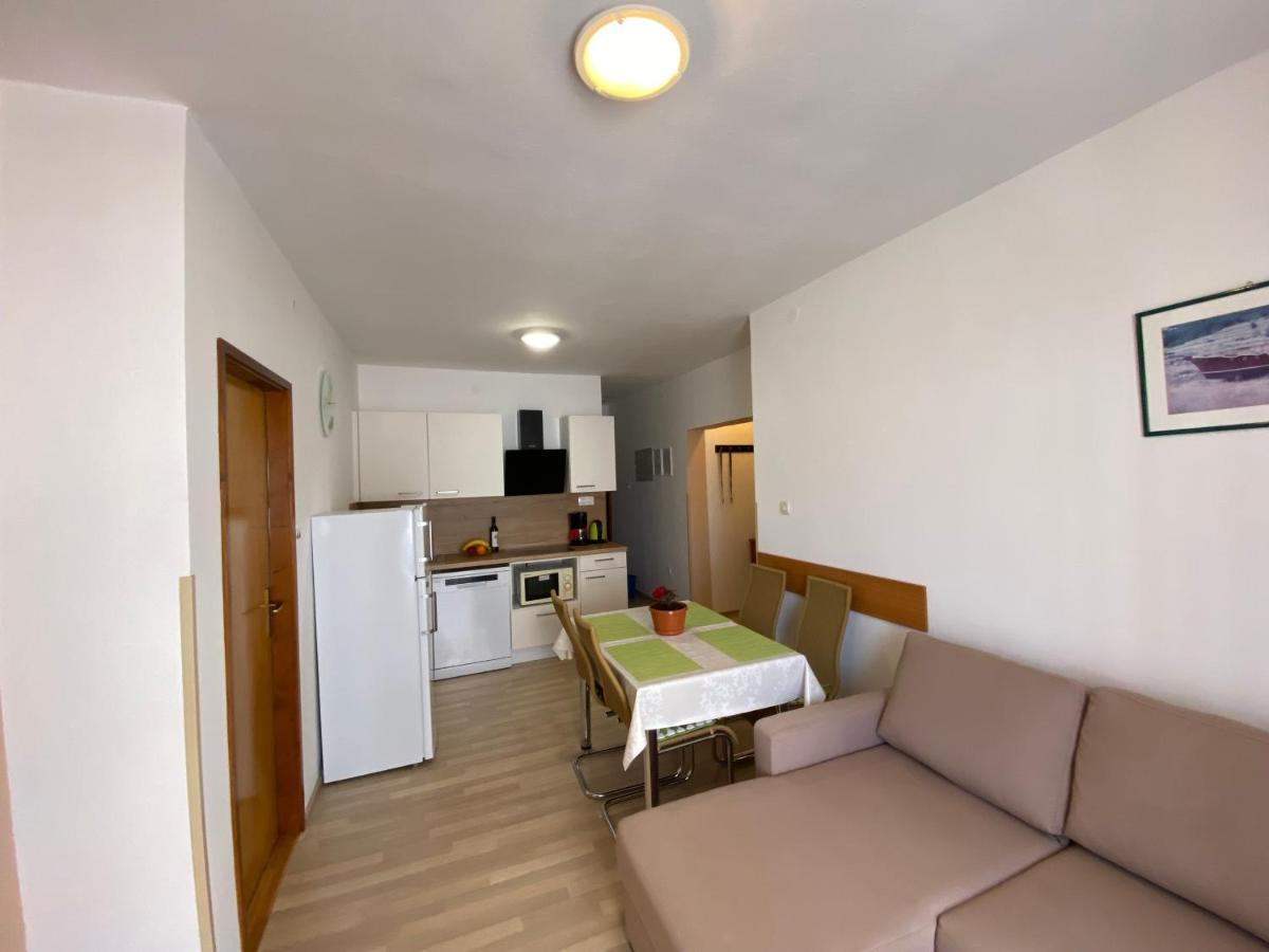 Apartmani Tamara Baska Luaran gambar